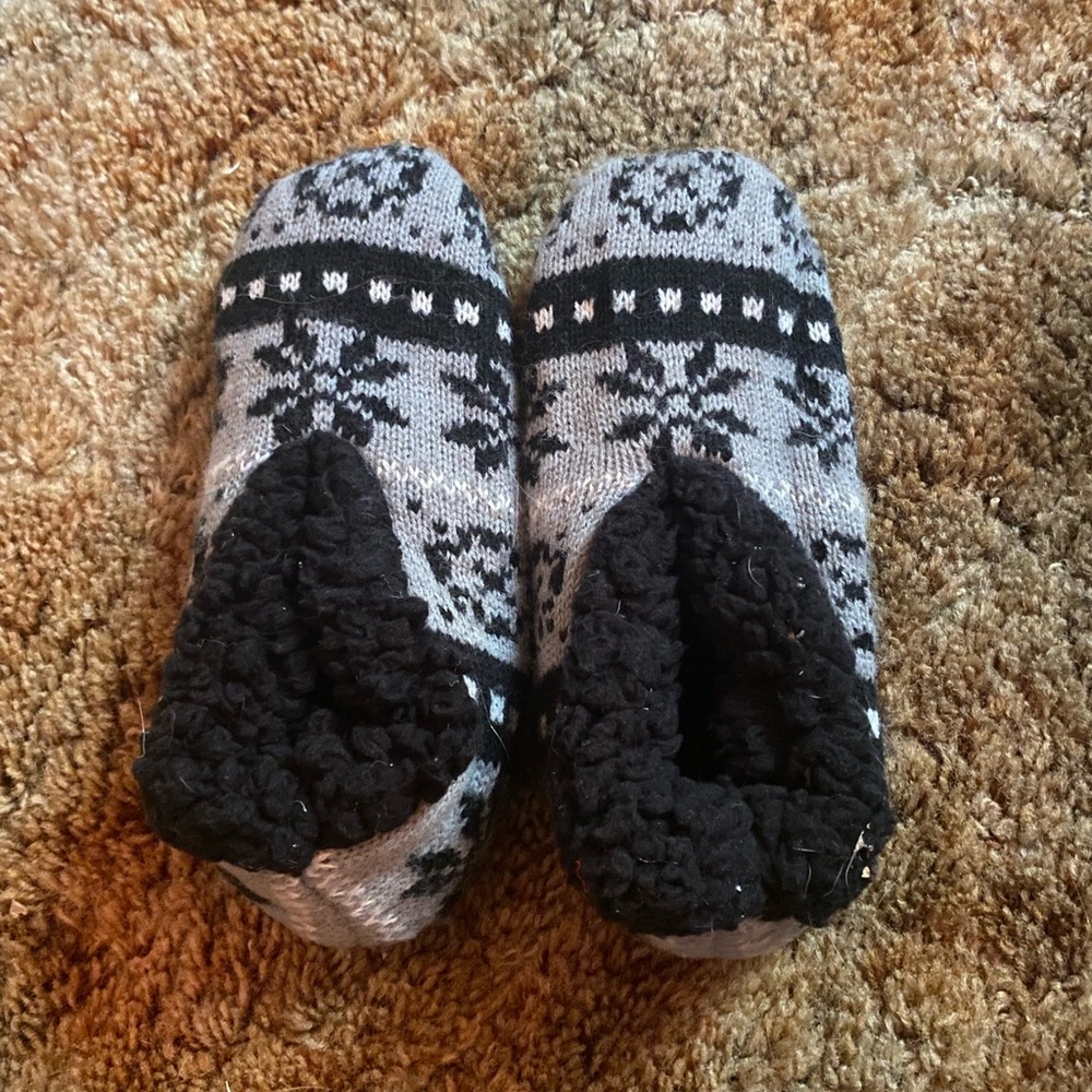 Black and Gray Knit Slippers
